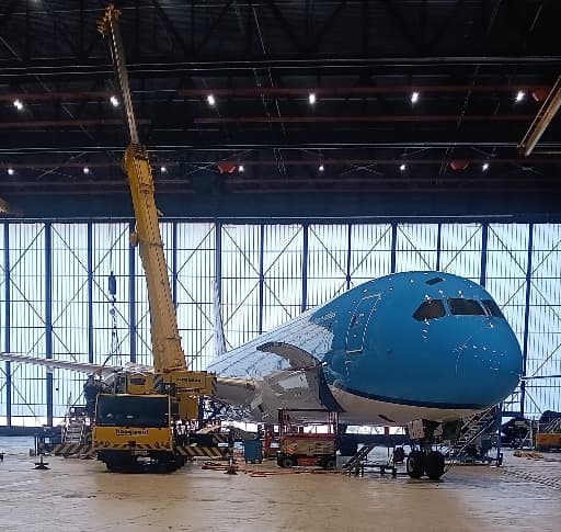 Airside Support 24/7 Hoogwout Berging