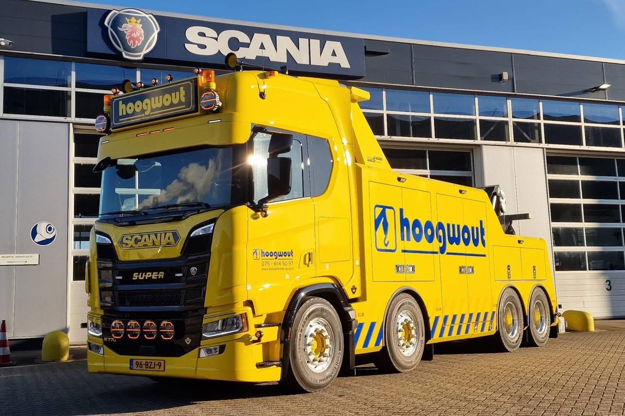 Hoogwout Berging R770 vierasser Scania